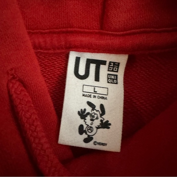 Uniqlo UT × VERDY Break the Mold Hoodie Size Large - Picture 2 of 7